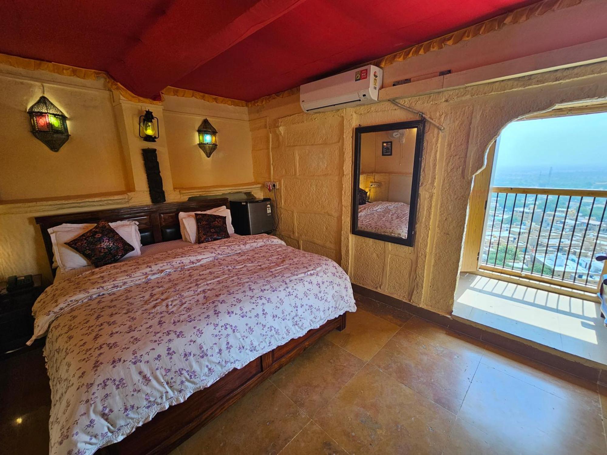 ג'איסלמר Desert Haveli Guest House חדר תמונה