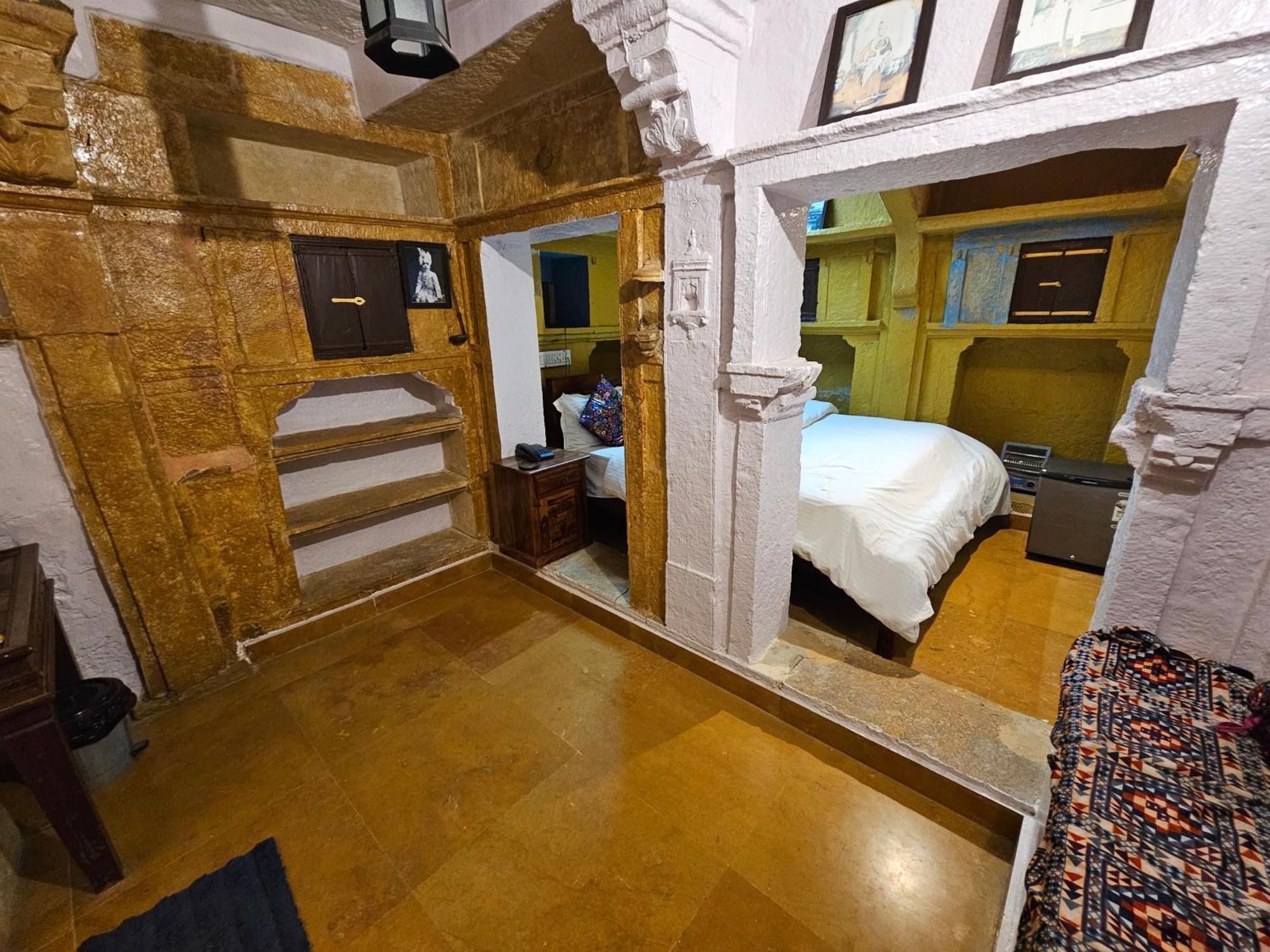 ג'איסלמר Desert Haveli Guest House חדר תמונה