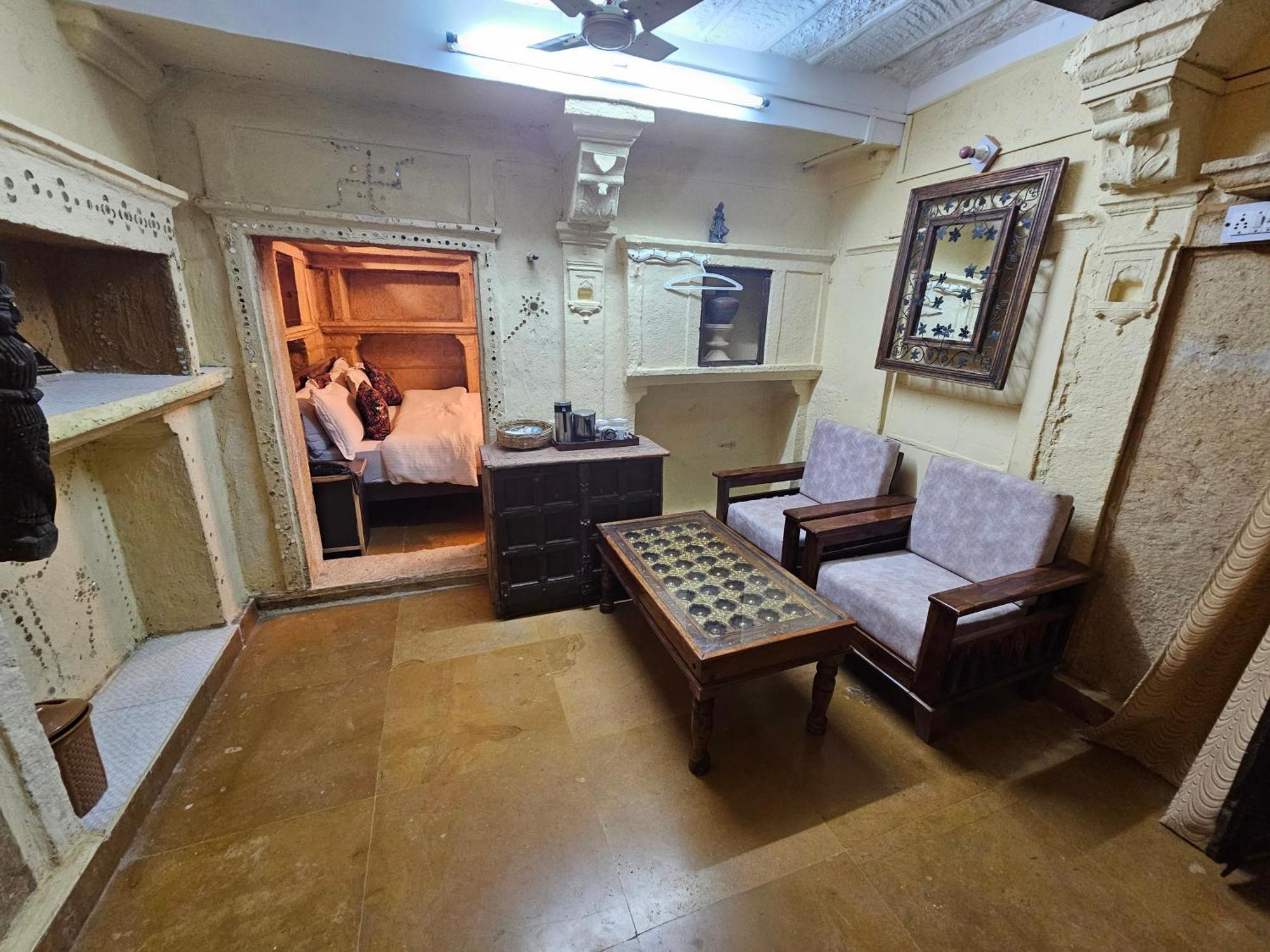 ג'איסלמר Desert Haveli Guest House חדר תמונה